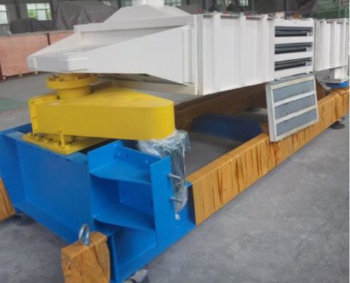 gyratory vibrating screen